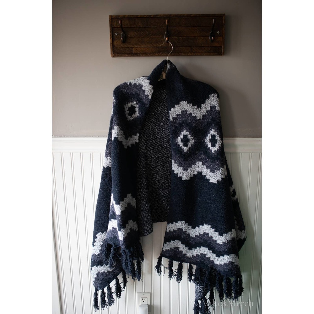Barefoot Dreams Navy and White Aztec Knit Poncho Wrap